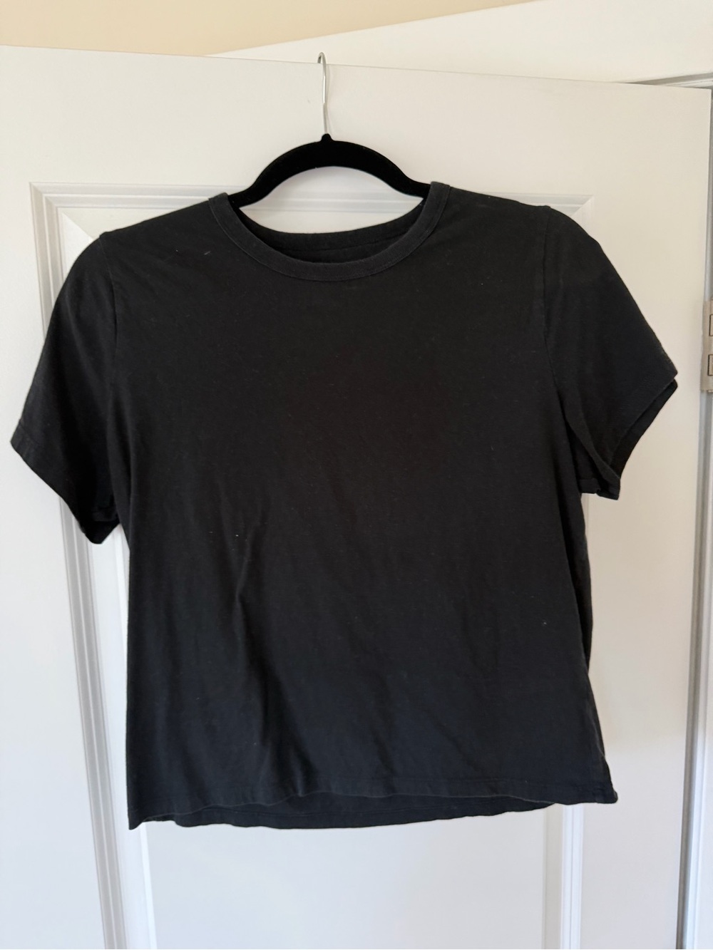 Abercrombie and fitch Women's Black Basic Crewneck Tee